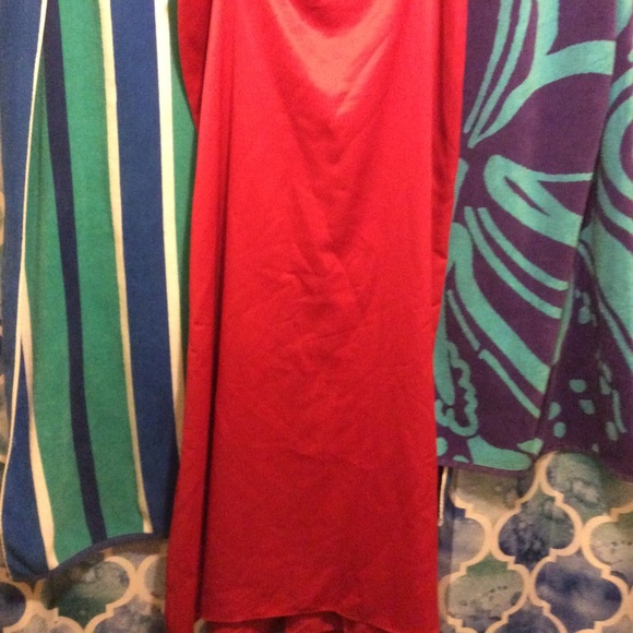 Two piece, red dress - Picture 4 of 5